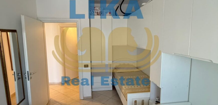 Apartament 2+1 për shitje në Shkëmbin e Kavajës – Vetëm 50 metra nga deti | LIKA REAL ESTATE