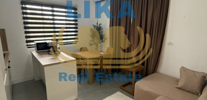 Vilë 3-katëshe për shitje në Shkëmbin e Kavajës – Mundësi ideale për investim dhe aktivitet turistik | LIKA REAL ESTATE