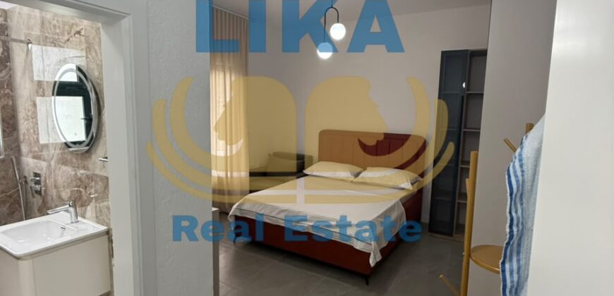 Vilë 3-katëshe për shitje në Shkëmbin e Kavajës – Mundësi ideale për investim dhe aktivitet turistik | LIKA REAL ESTATE