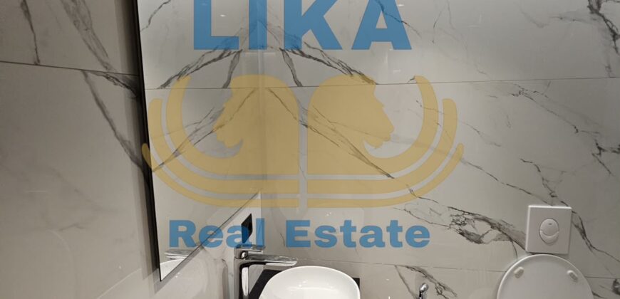 Apartament 2+1+2 në shitje në Mali i Robit – Vijë e parë me detin | LIKA REAL ESTATE