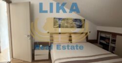 Vilë 3-katëshe në shitje pranë Gjykatës së Durrësit – Mundësi ideale për biznes dhe banim | LIKA REAL ESTATE
