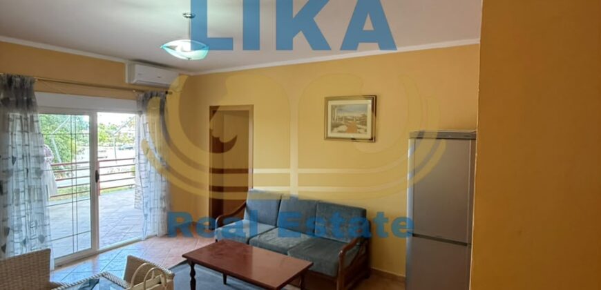 Apartament 2+1 në shitje në vijë të parë me detin në Golem | LIKA REAL ESTATE