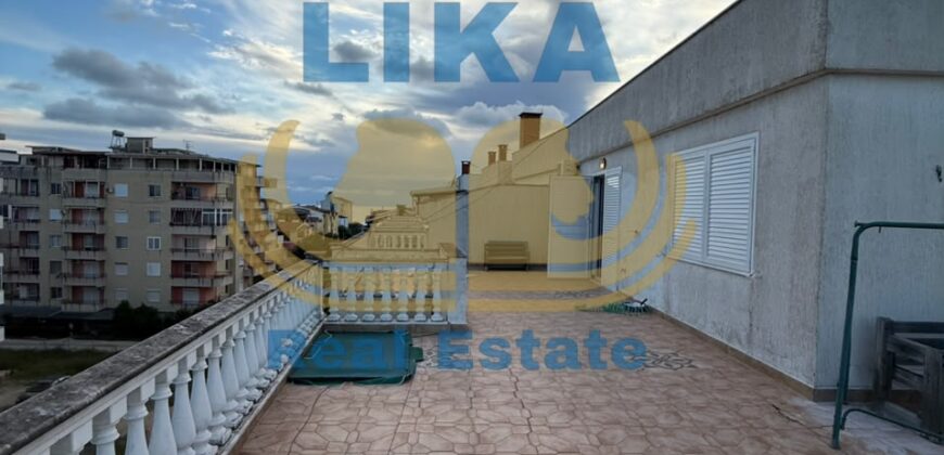 Papafingo 2+1 në shitje në Golem, pranë Hotel Flower – Vetëm 200 metra nga deti | LIKA REAL ESTATE