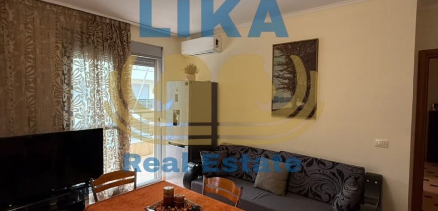 Apartament 1+1 në shitje në Golem pranë Hotel Flower – 68 m² – 70,000€