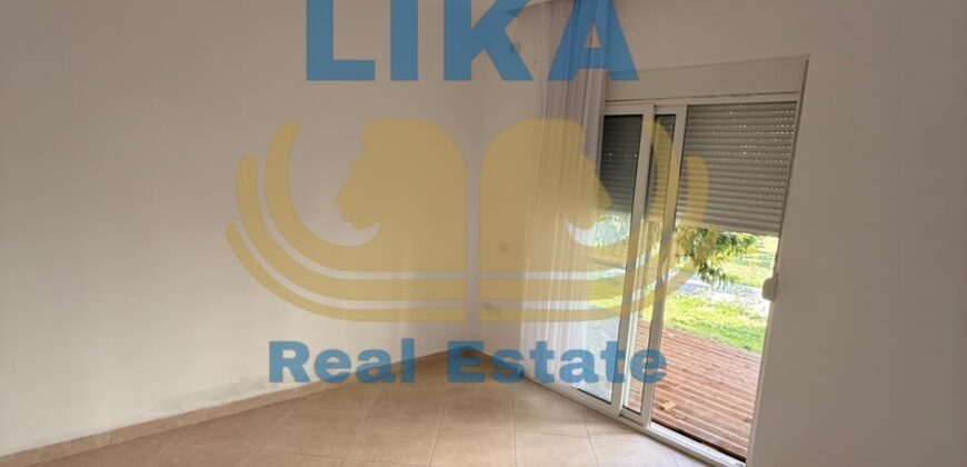 Apartament 2+1 në shitje në Qerret – Pranë detit me verandë 40 m² – 180,000€ | LIKA REAL ESTATE