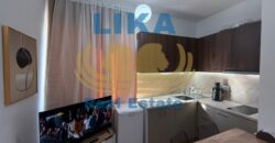 Verandë panoramike vetëm pak hapa nga deti.