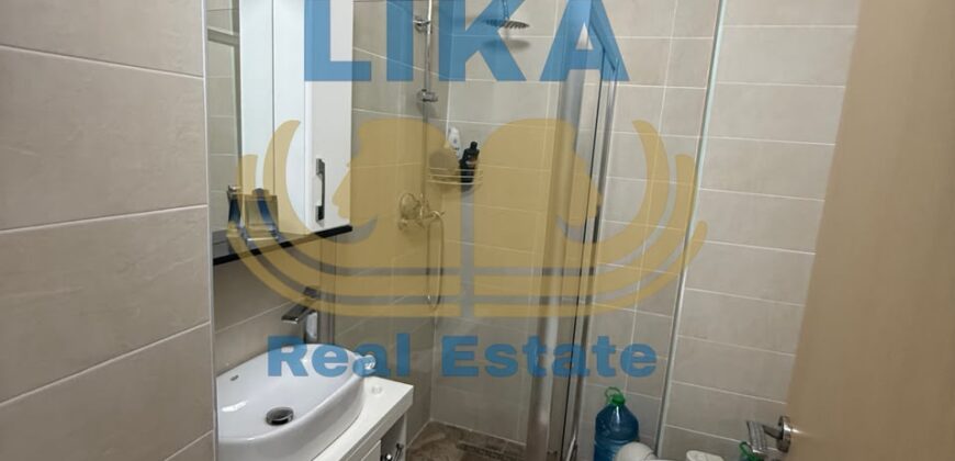 APARTAMENT 2+1 NË SHITJE – QERRET