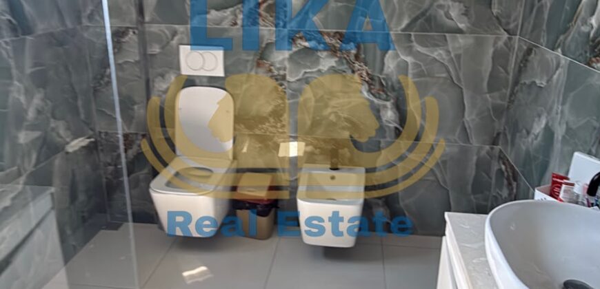 VILË PËR ATA QË KËRKOJNË CILËSI DHE KOMODITET NË QENDËR TË GOLEMIT