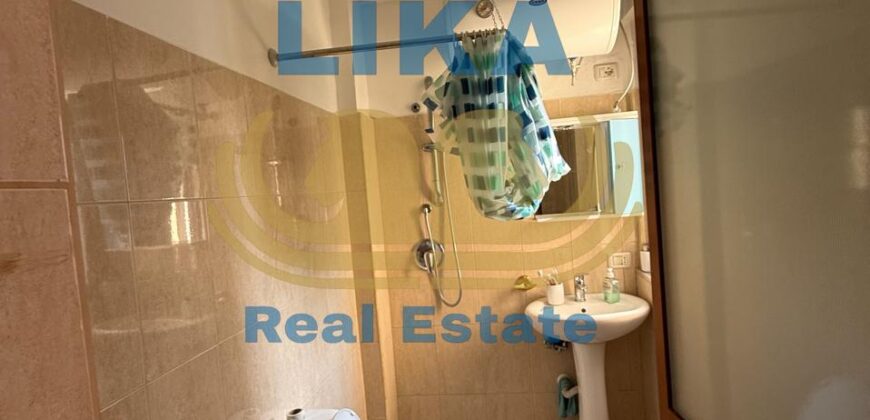 Apartament 2+1+2 në Shitje në Mali i Robit, Golem – Vetëm 300 Metra nga Deti